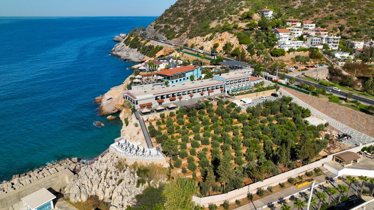 Adaport Hotel 5