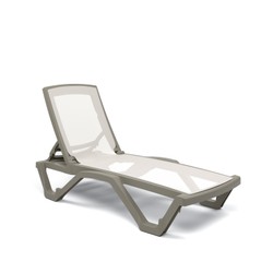 MARE | without armrest