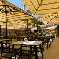 BISTRO SCAMPICCHIO KANDLEROVA  STARI GRAD PULA 4