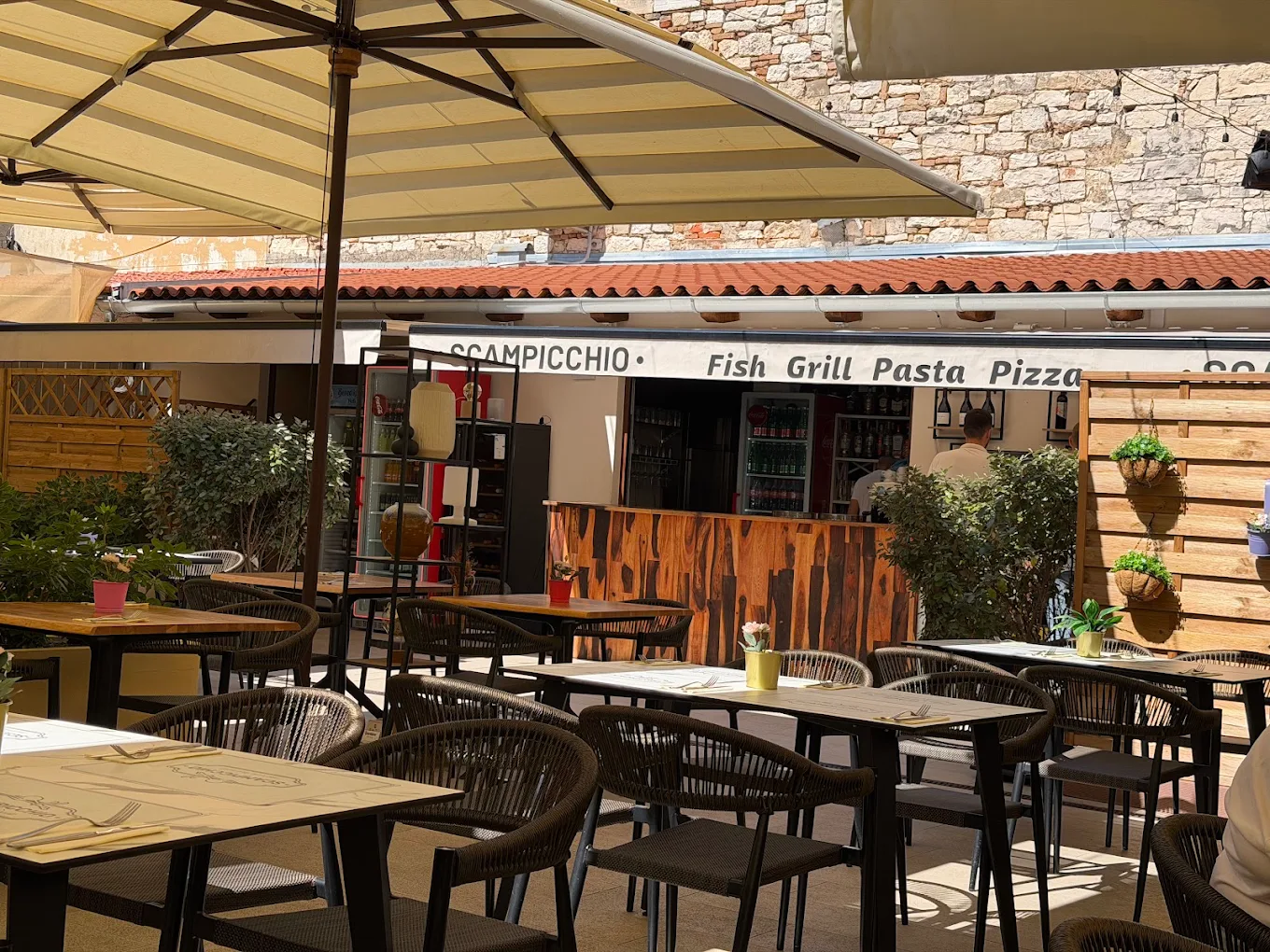 BISTRO SCAMPICCHIO KANDLEROVA  STARI GRAD PULA 6