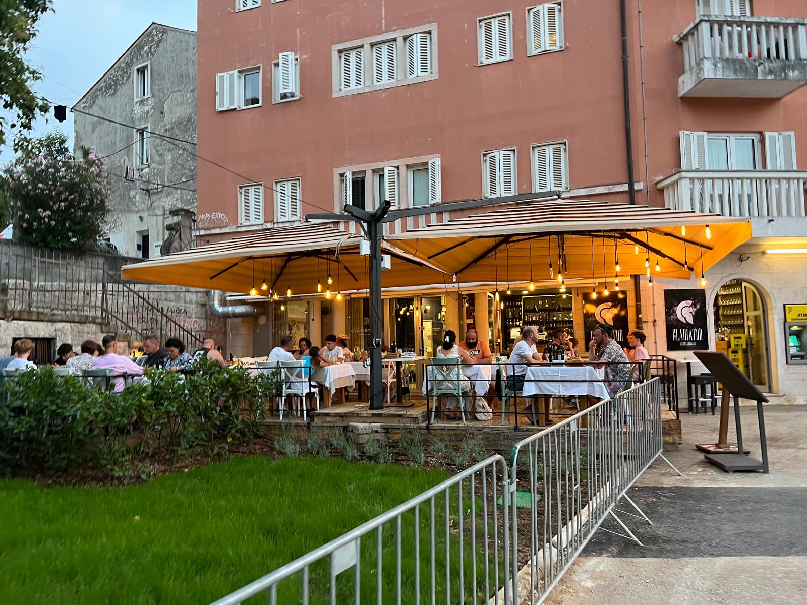 BORGO RESTORAN PULA BIVŠI RESTORAN GLADIATOR 3