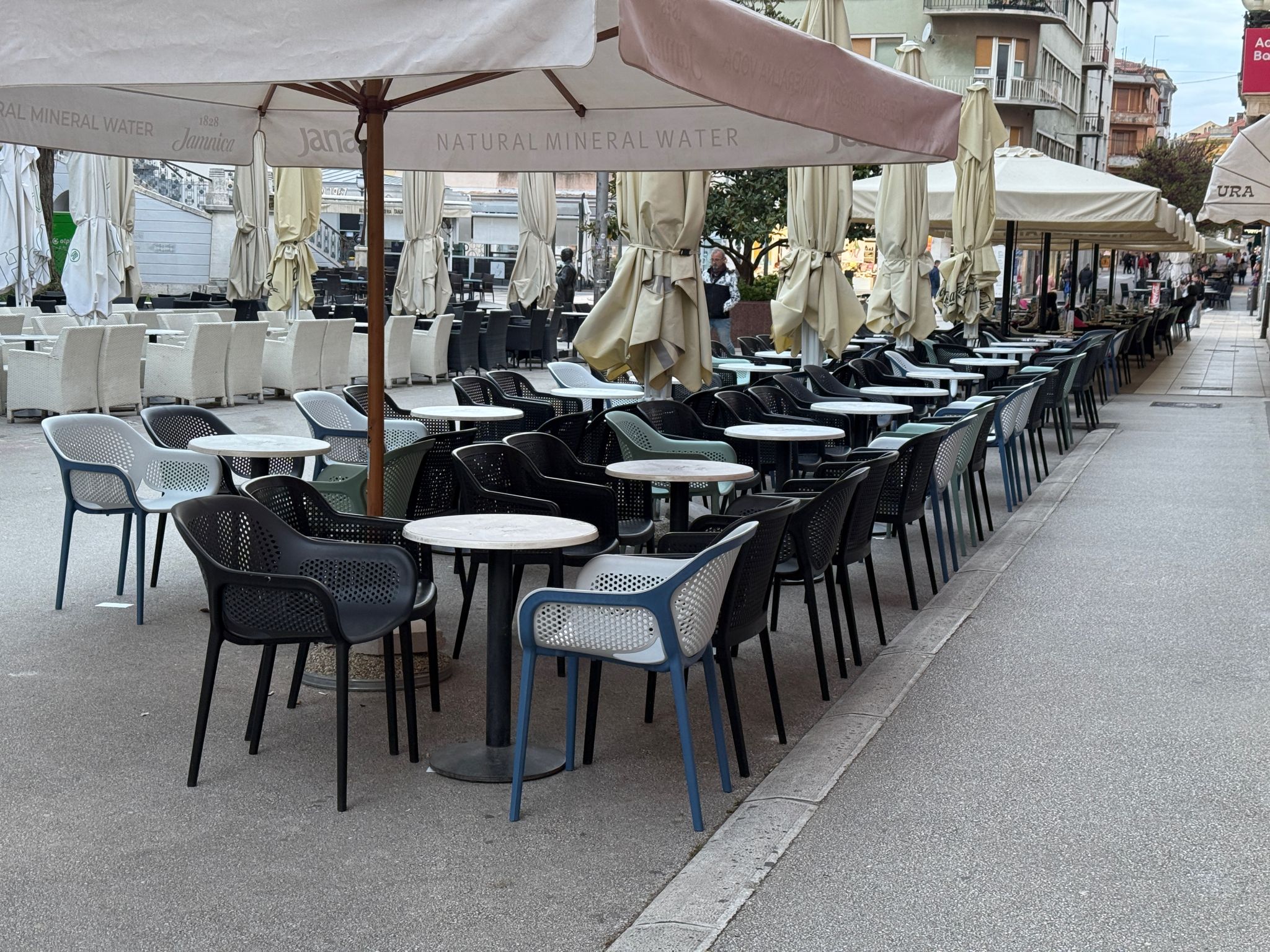 ISTRANKA CAFE BAR PULA 8
