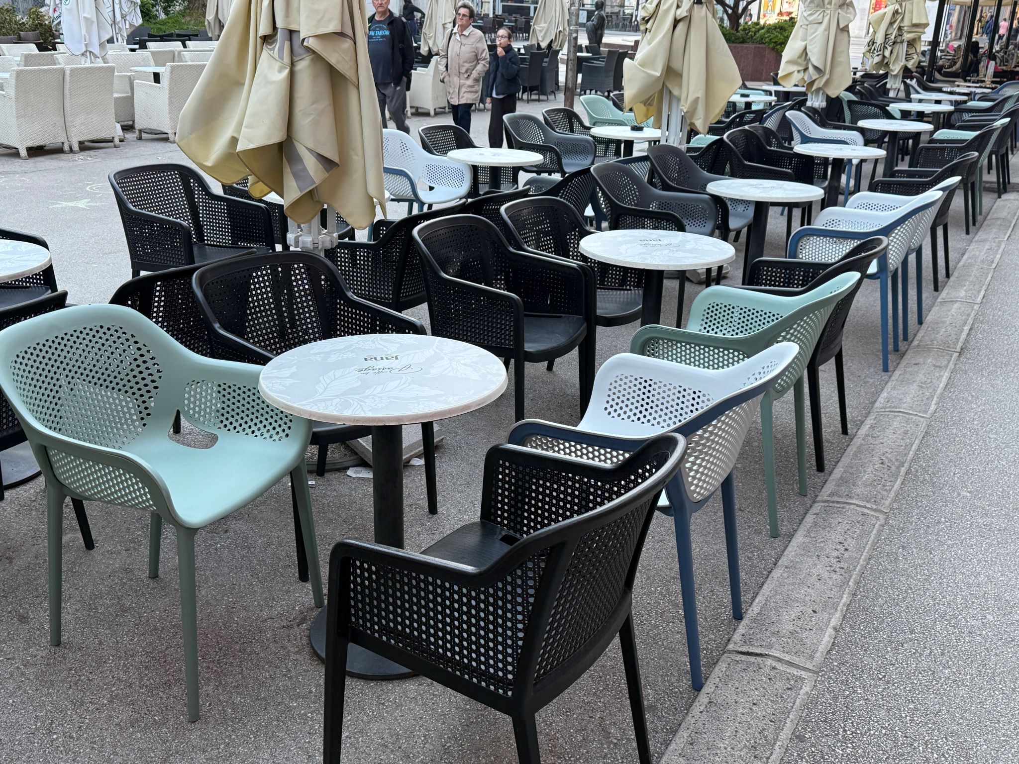 ISTRANKA CAFE BAR PULA 9