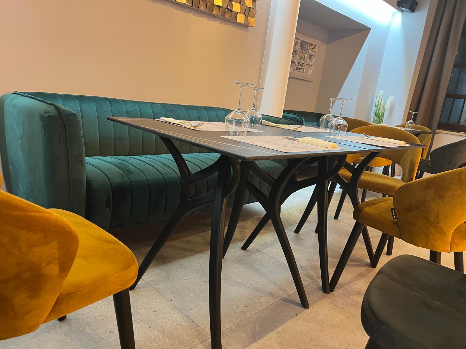 RESTORAN RIVA PULA 11