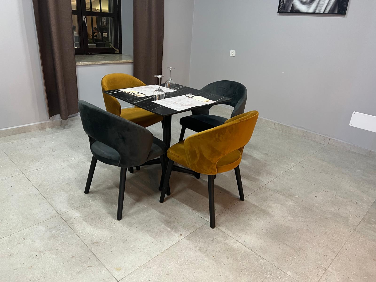 RESTORAN RIVA PULA 13