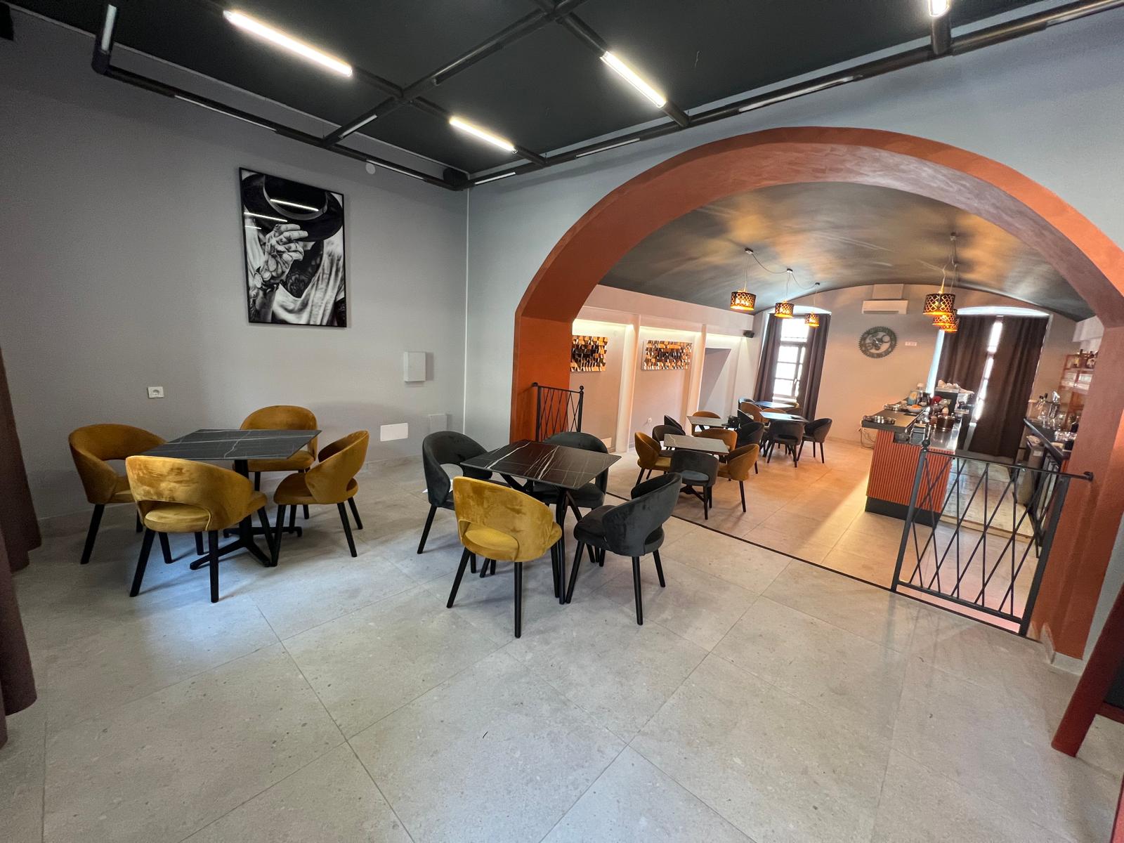RESTORAN RIVA PULA 18