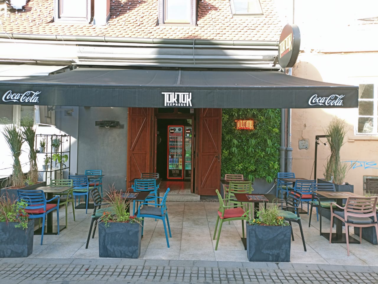 TUK TUK INDIJSNI RESTORAN EXPRESS BRZA HRANA ZAGREB 2